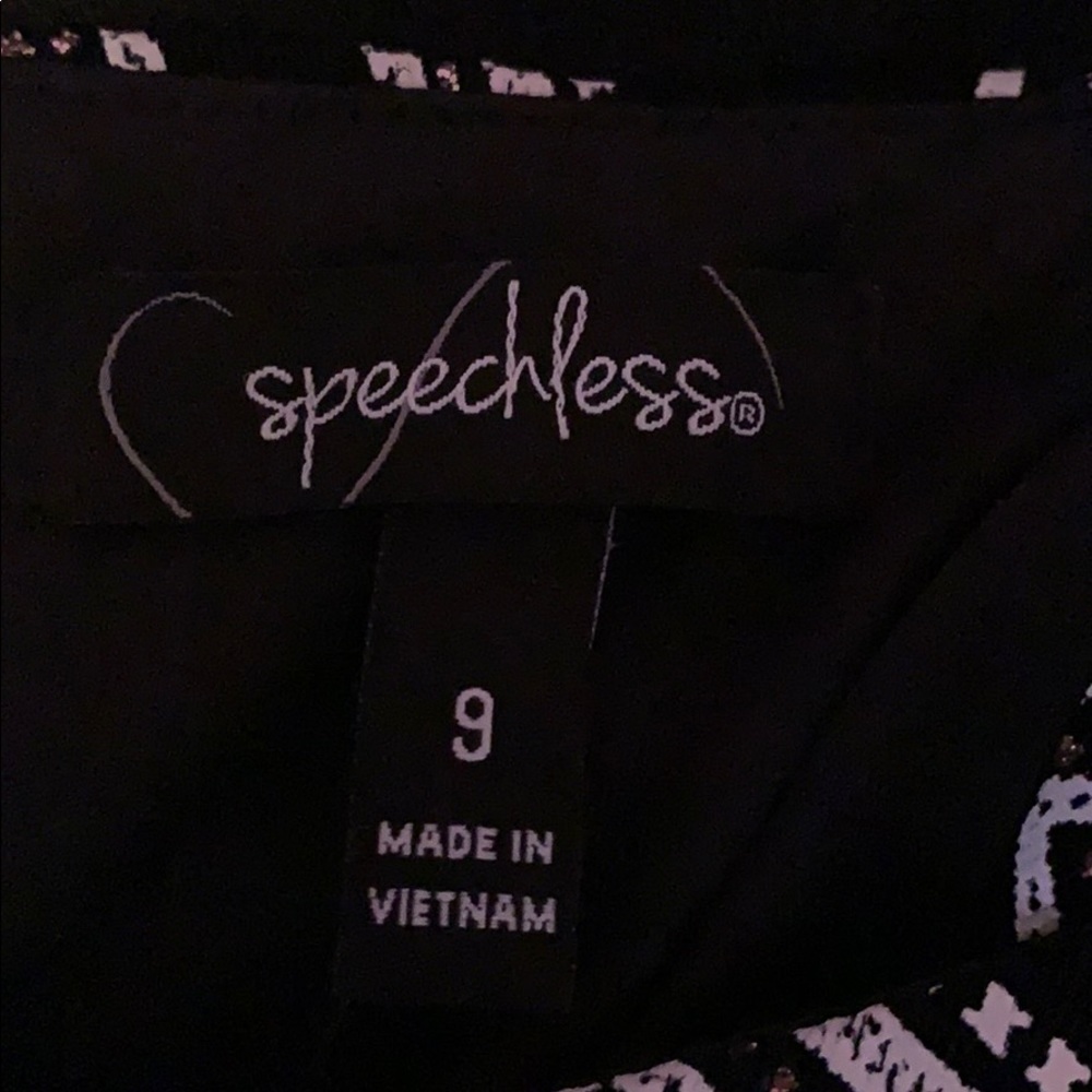 Dress - Picture 5 of 5